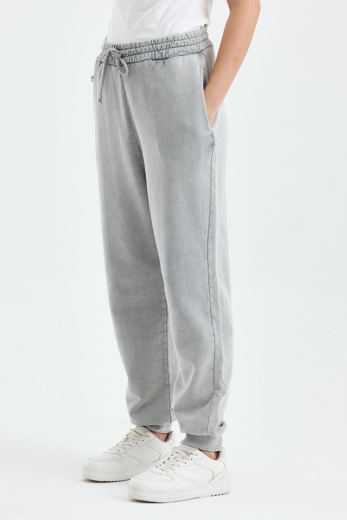 Kadın Sweatpants Relaxed Gri