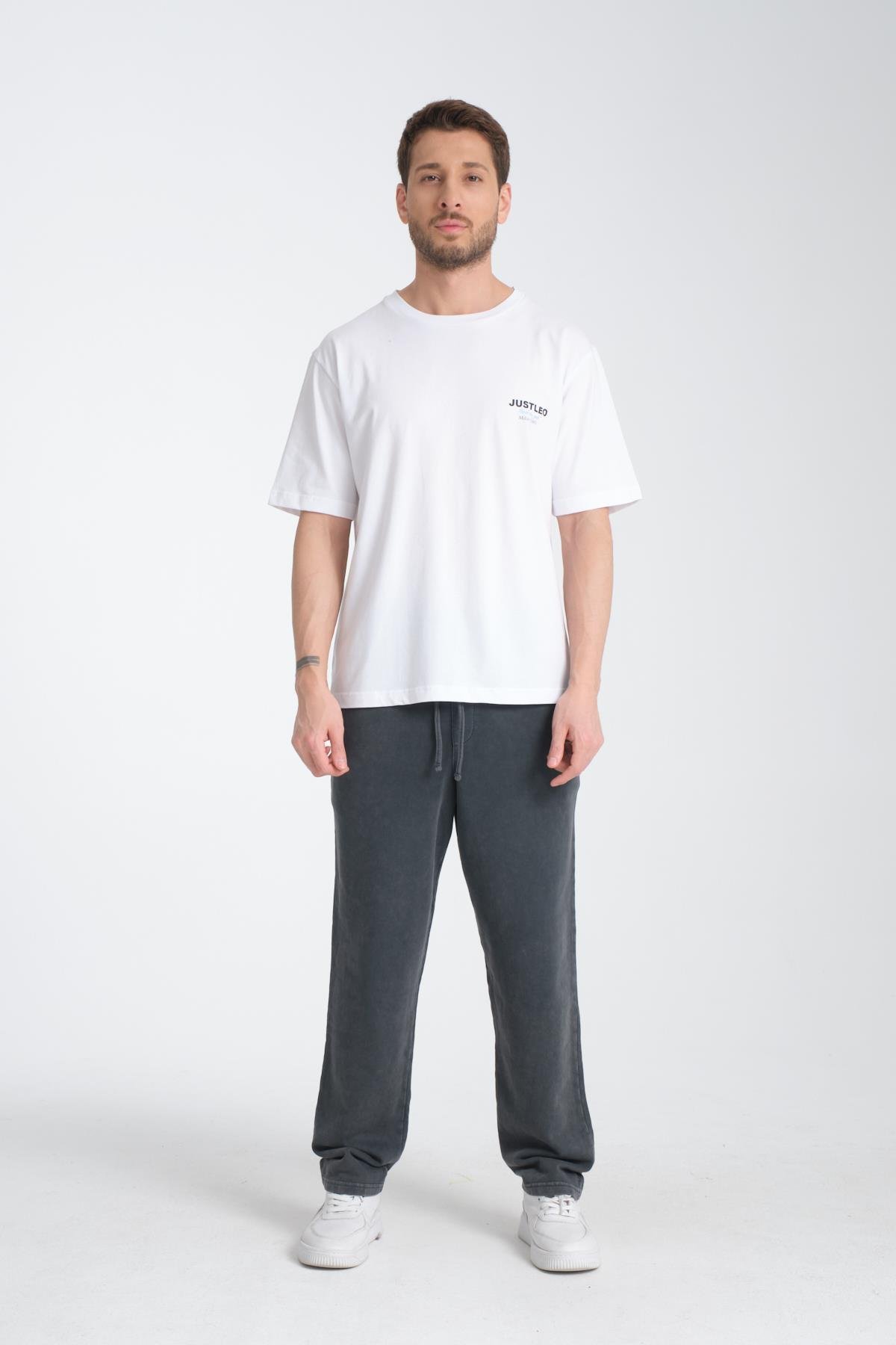 Mind The Gap Regular TEE