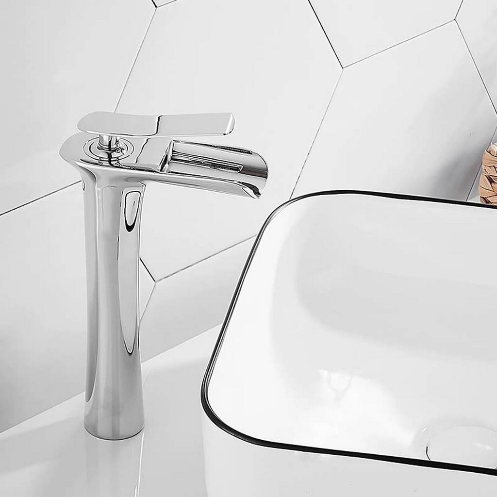 EDGE UZUN LAVABO BATARYASI PARLAK KROM