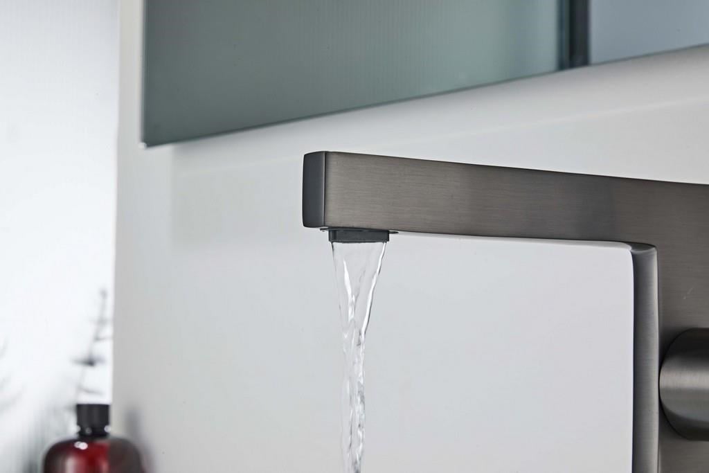 SERA UZUN LAVABO BATARYASI MAT FÜME