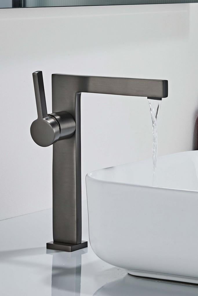 SERA UZUN LAVABO BATARYASI MAT FÜME