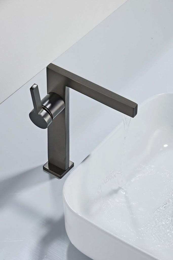 SERA UZUN LAVABO BATARYASI MAT FÜME