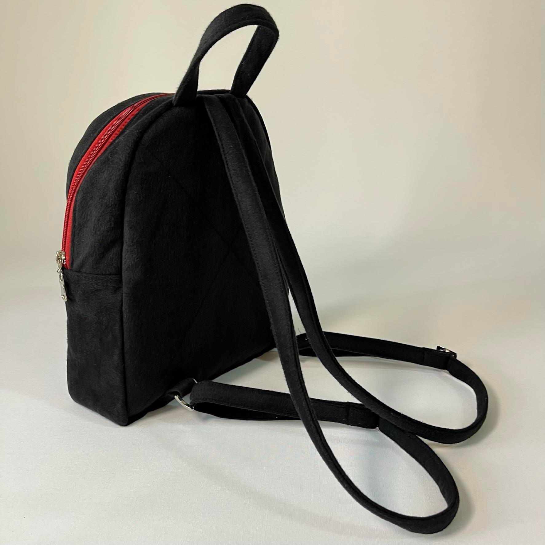 Siyah - Bordo Tay Tüyü Backpack