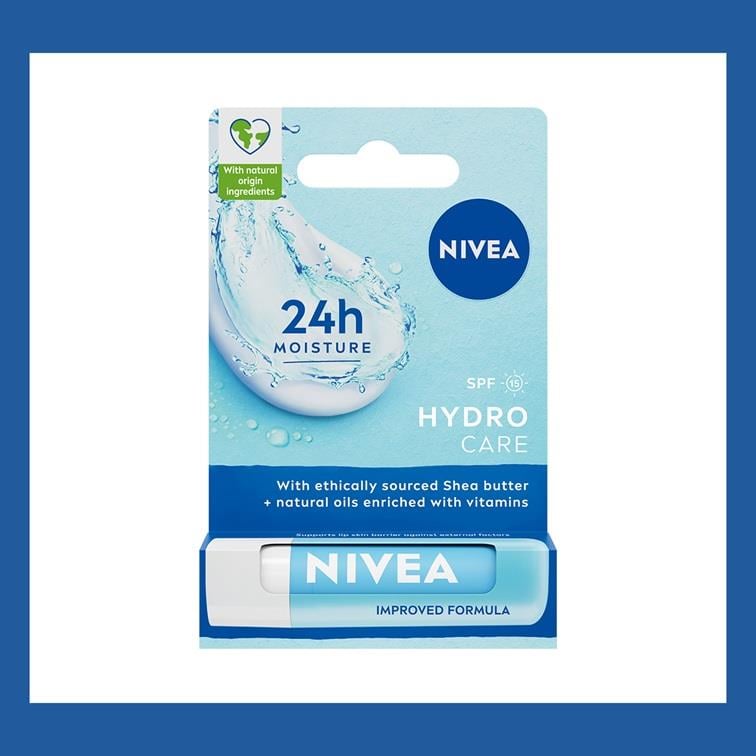 NIVEA - Dudak Bakımı - Hydro Care Dudak Bakım Kremi - Doğal Yağlar  ve Shea Yağı ile Zenginleştirilmiş Geliştirimiş Formül - Renksiz - 4.8g - 24 Saat Nemlendirme ve Koruma - - SpF15 Güneş Koruma Faktörü
