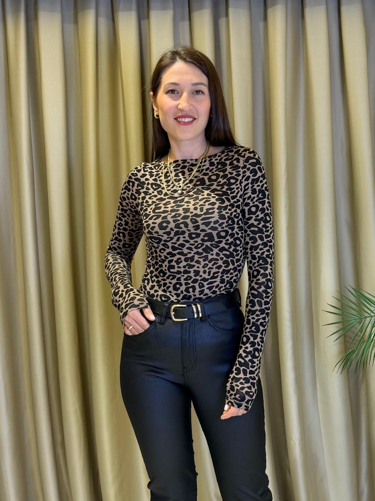 KAROL KAYIK YAKA LEOPAR DESENLİ BASİC BADİ