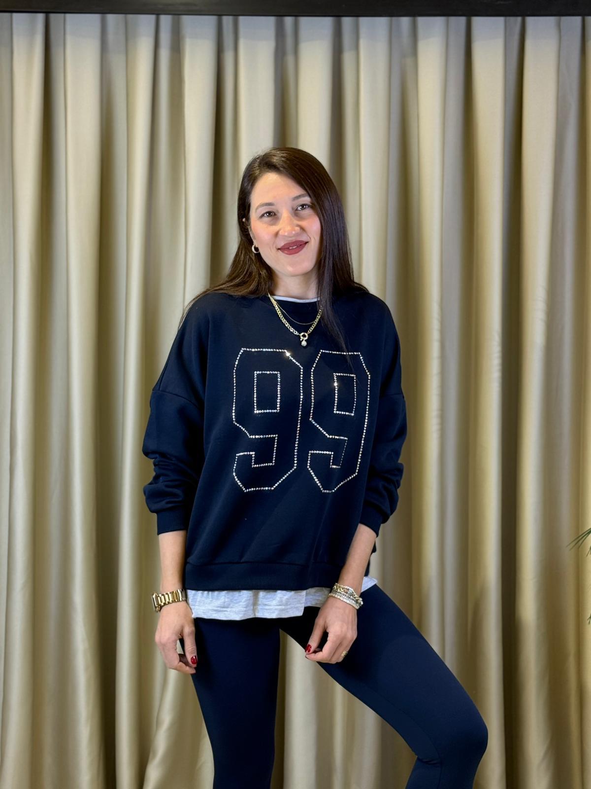 ÖNÜ 99 TAŞ BASKILI LACİVERT KADIN SWEATSHIRT