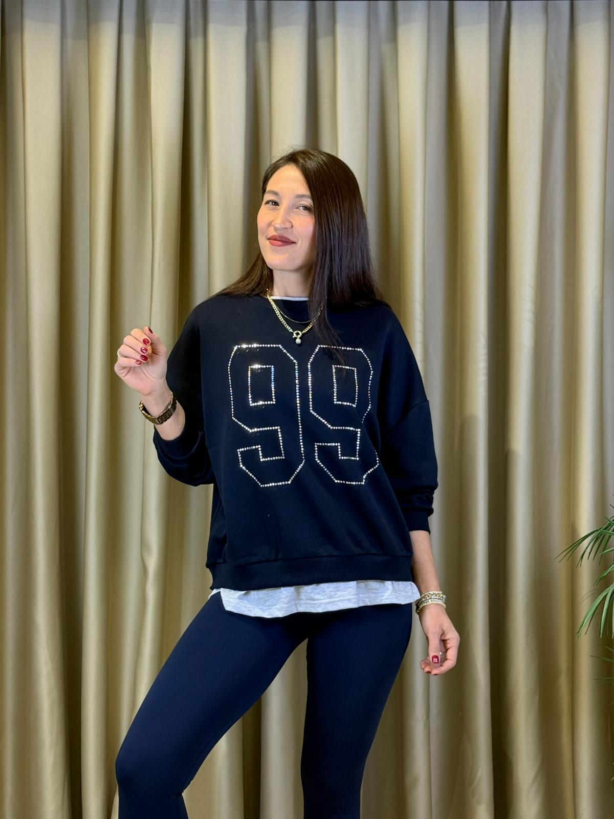 ÖNÜ 99 TAŞ BASKILI LACİVERT KADIN SWEATSHIRT