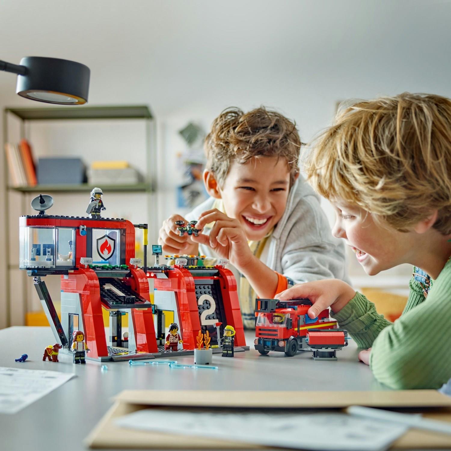 lego-city-itfaiye-kamyonlu-itfaiye-mer-81-5a9.jpg