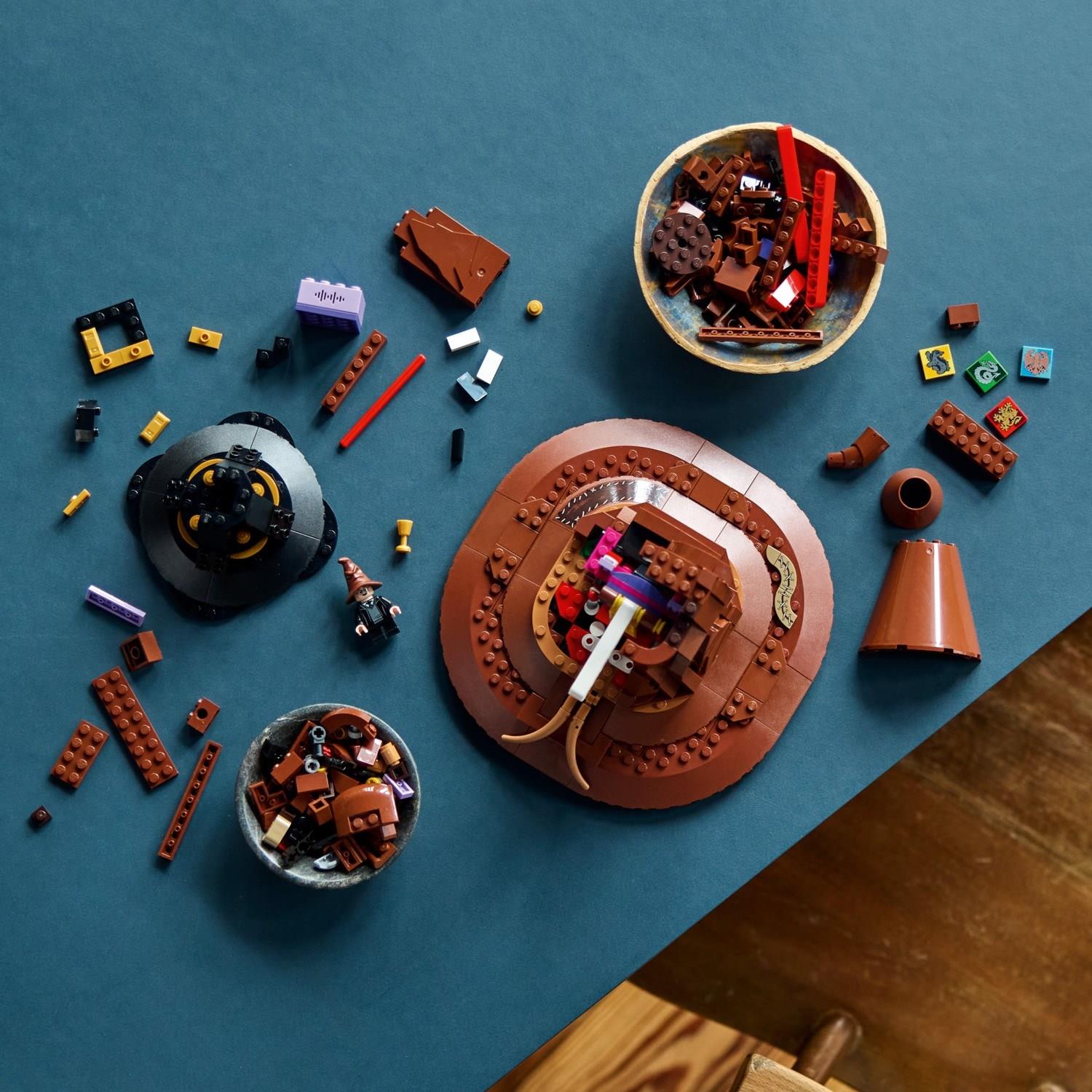 lego-harry-potter-konusan-secmen-sapka-298ad-.jpg