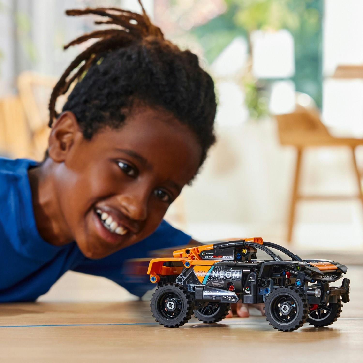 lego-technic-neom-mclaren-extreme-e-ra-72-271.jpg
