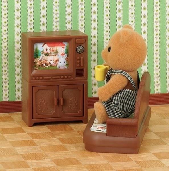 sylvanian-families-tv-set-5149-383c2b.jpg