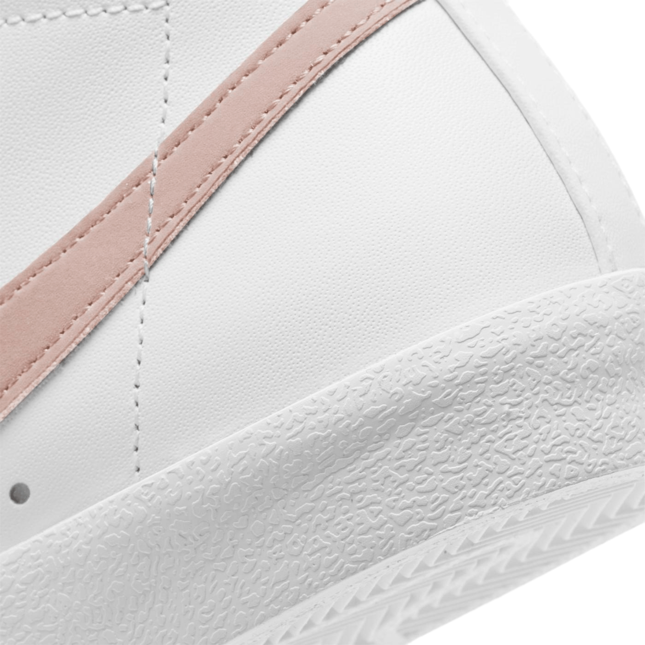 Nike Blazer Mid '77 Kadın Sneaker Ayakkabı