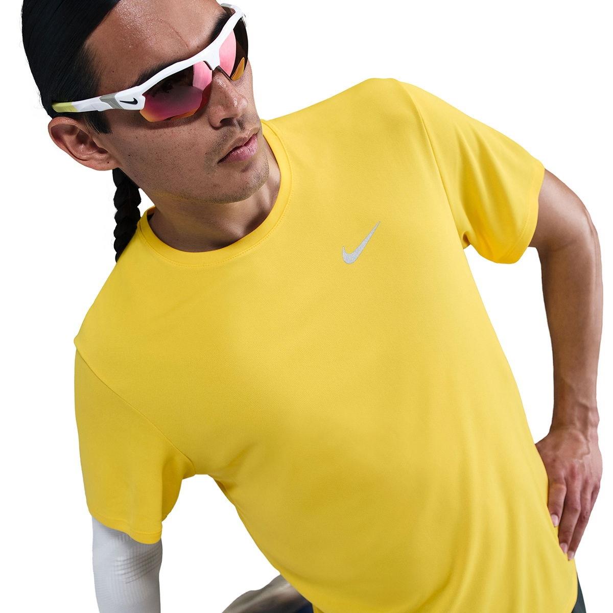 Nike DRi-Fit Uv Miler Ss Erkek T-shirt - DV9315