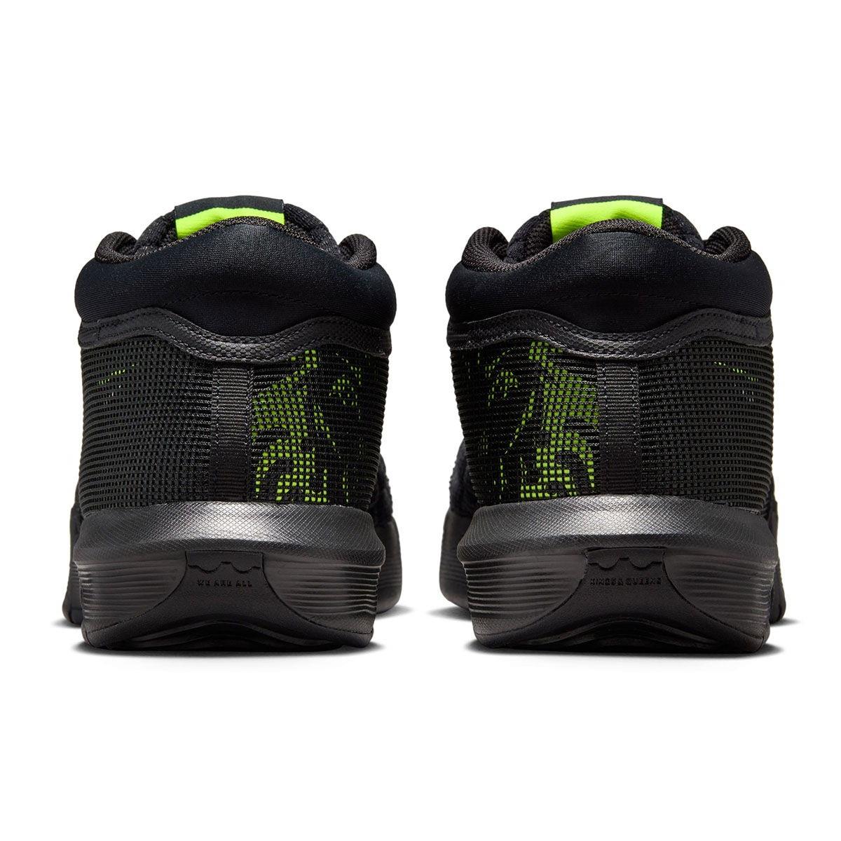 Nike Lebron Witness VIII Erkek  Basketbol Ayakkabısı