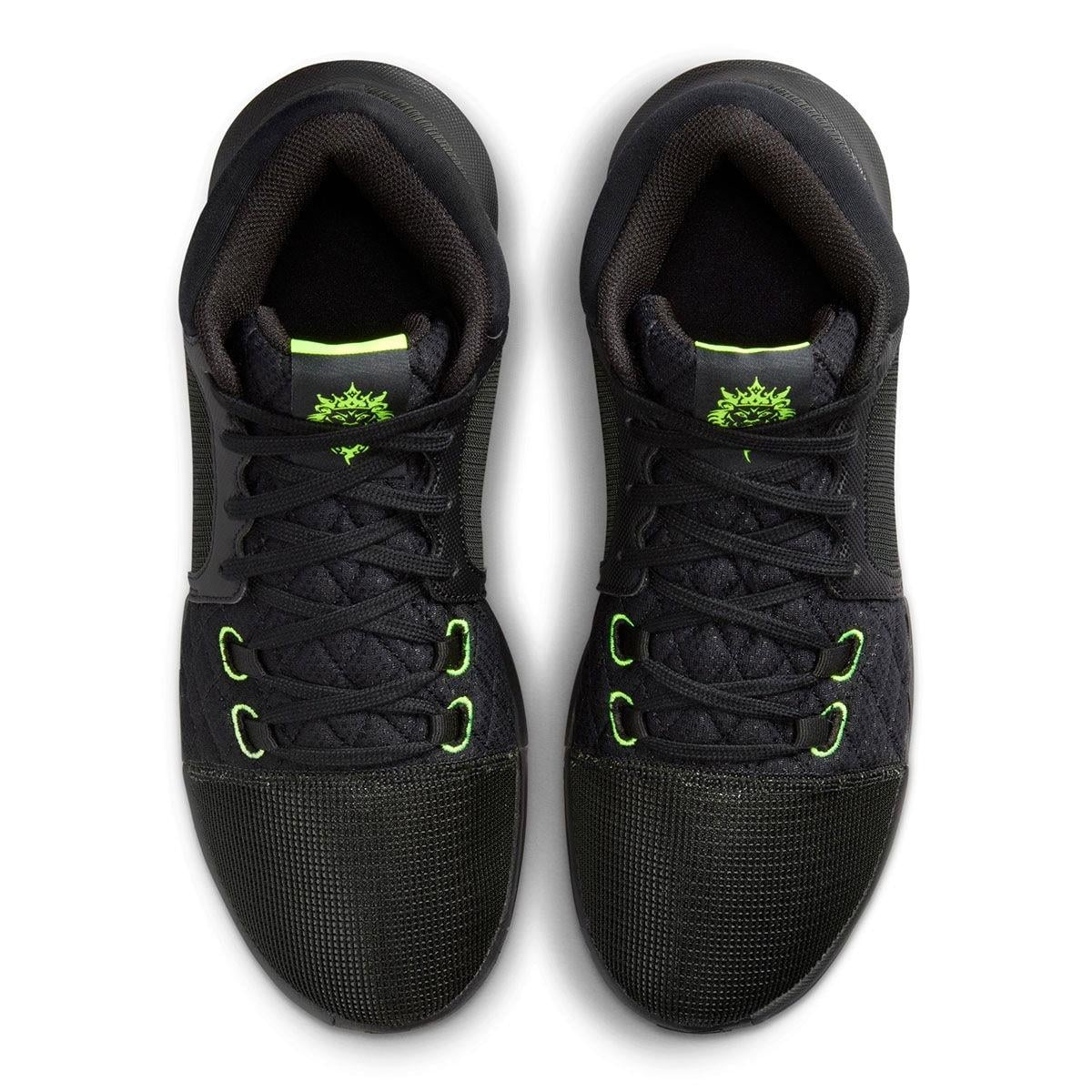Nike Lebron Witness VIII Erkek  Basketbol Ayakkabısı
