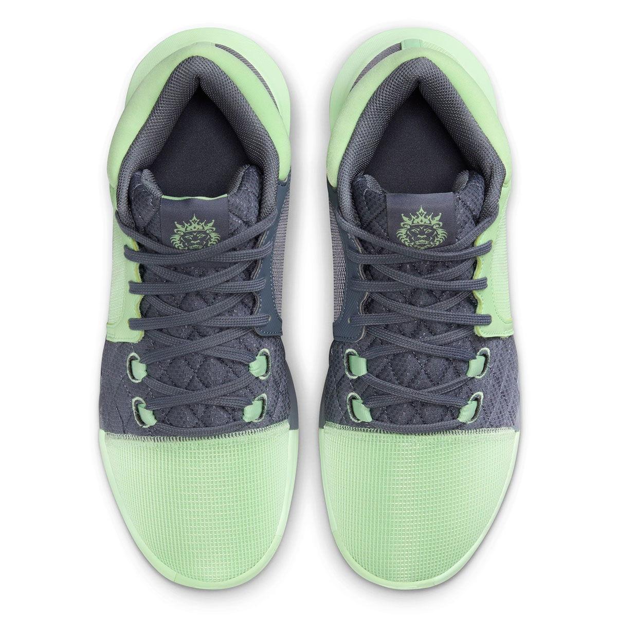 Nike Lebron Witness VIII Erkek  Basketbol Ayakkabısı