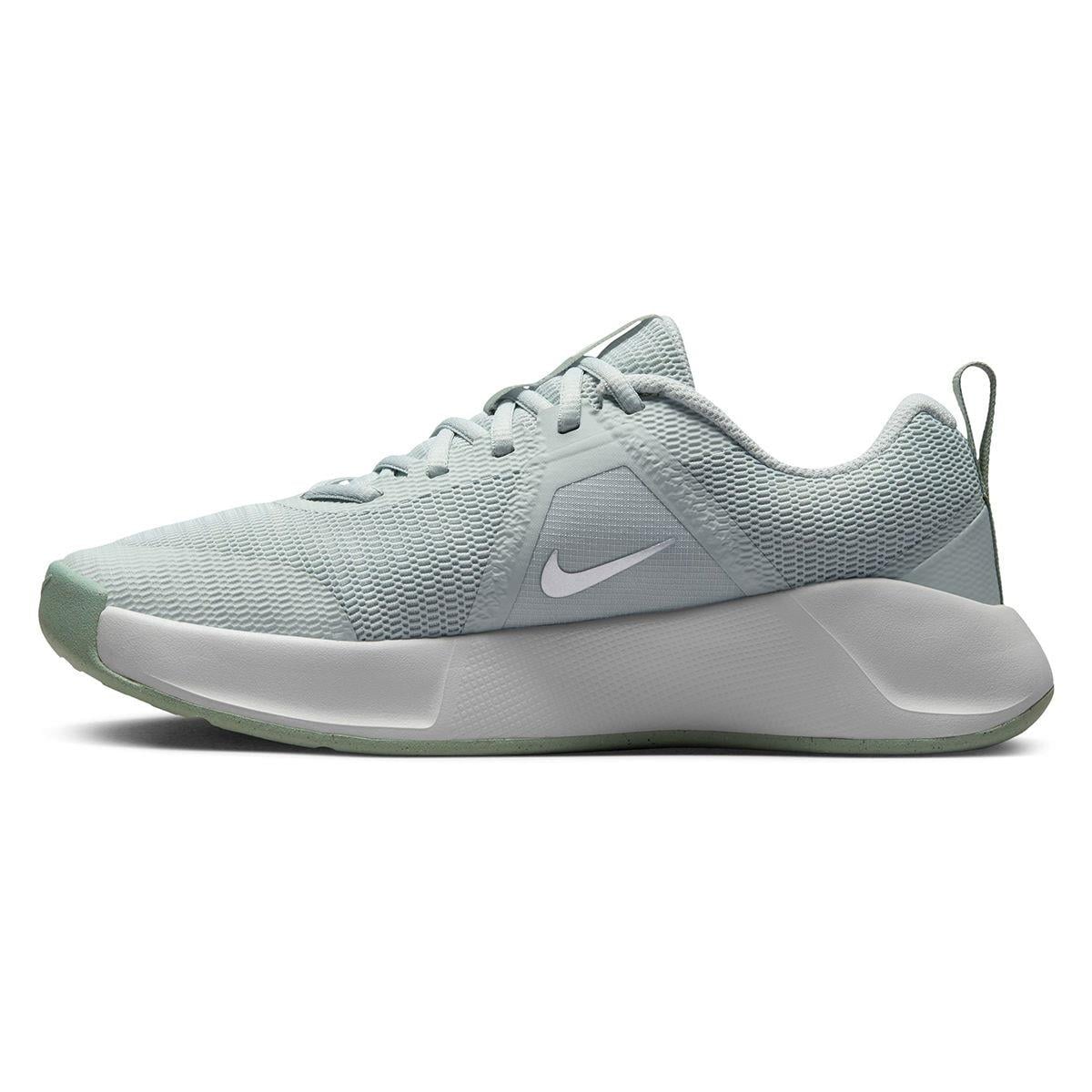 Nike Mc Trainer 3 Kadın Antrenman Ayakkabısı