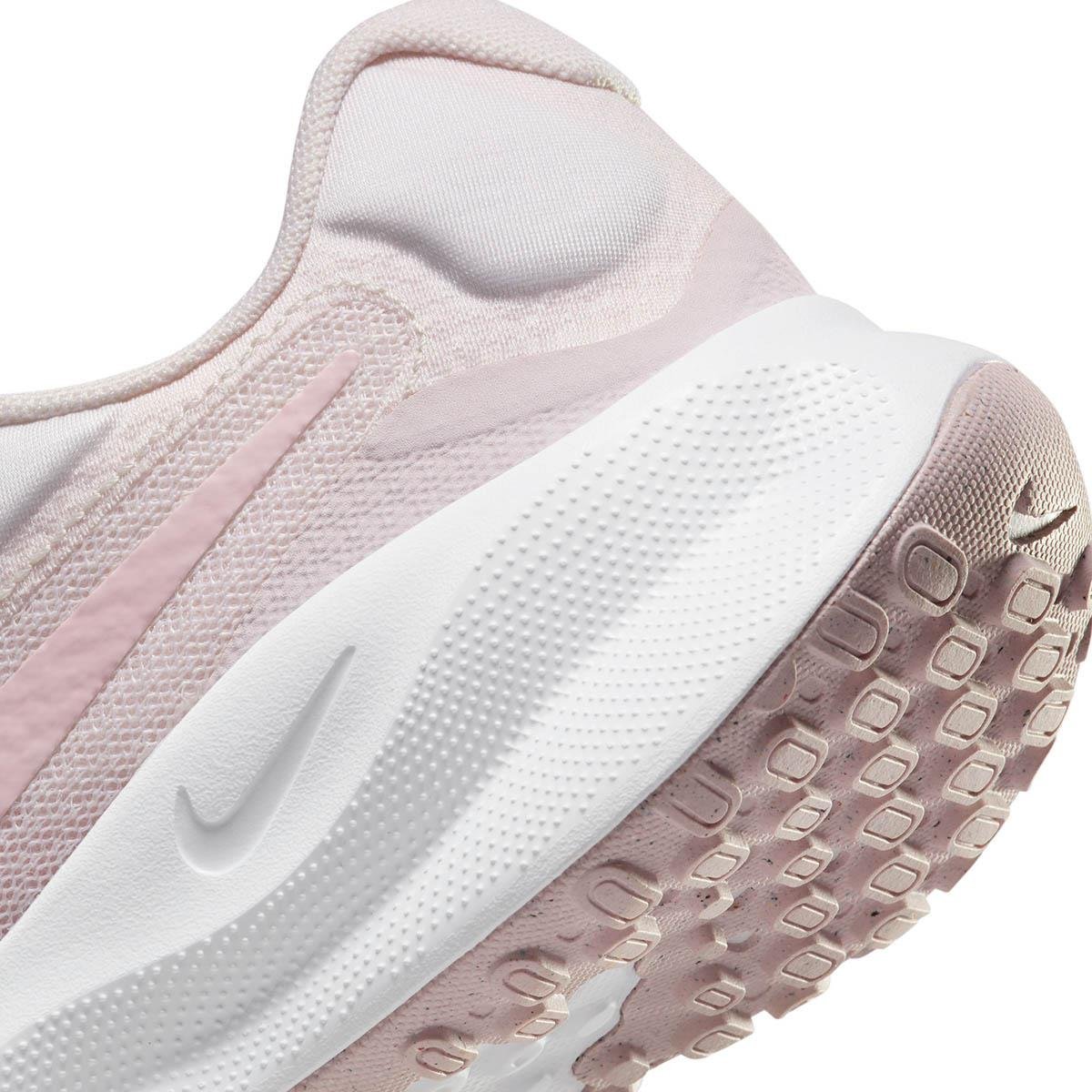 Nike Revolutıon 7 Kadın  Koşu Ayakkabısı