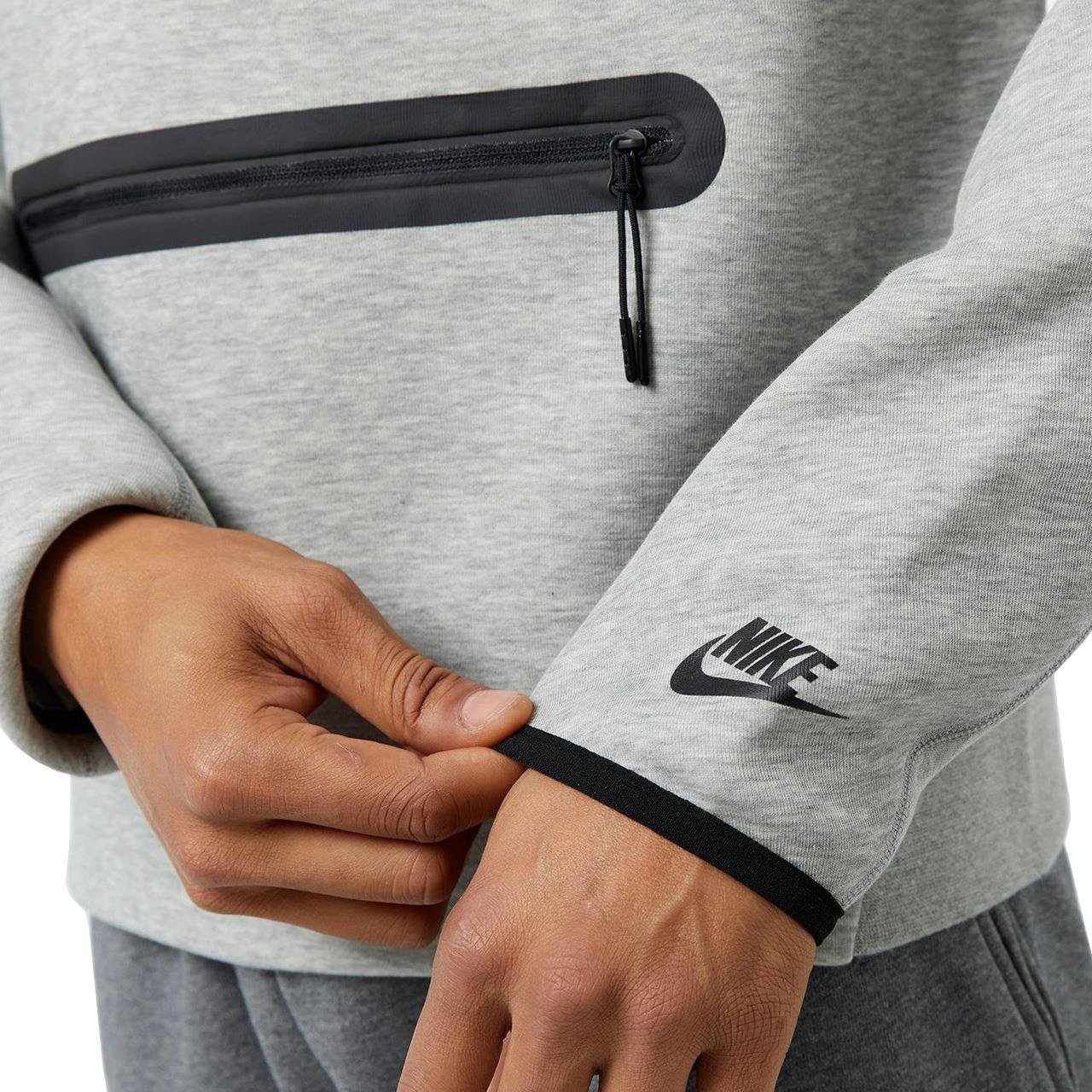 Nike Tech Fleece Half-Zip Top Erkek Sweatshirt