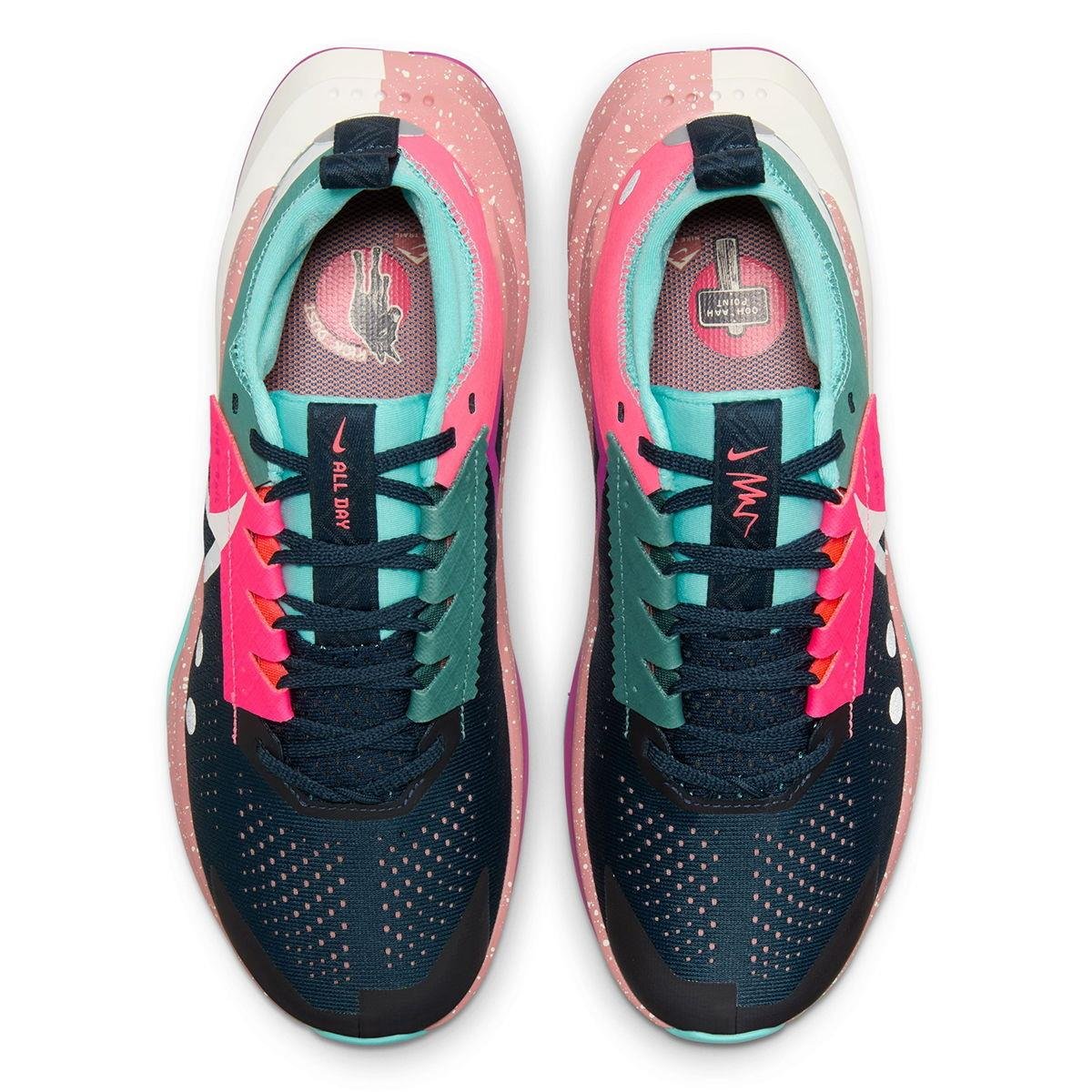 Nike W Zoomx Zegama Trail 2 Kadın Koşu Ayakkabısı