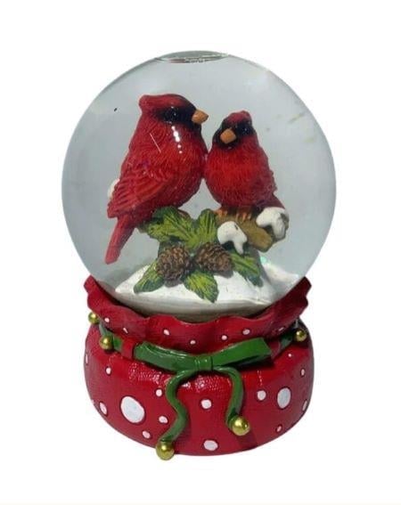 Kar Küresi Müzikli