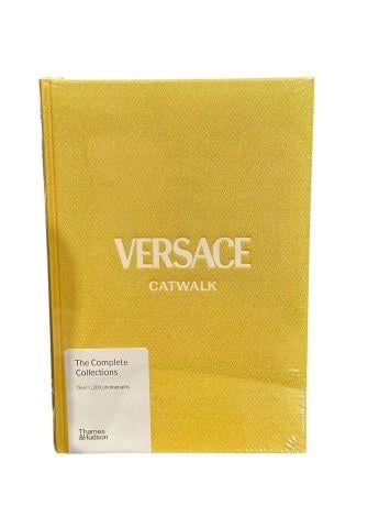 VERSACE CATWALK