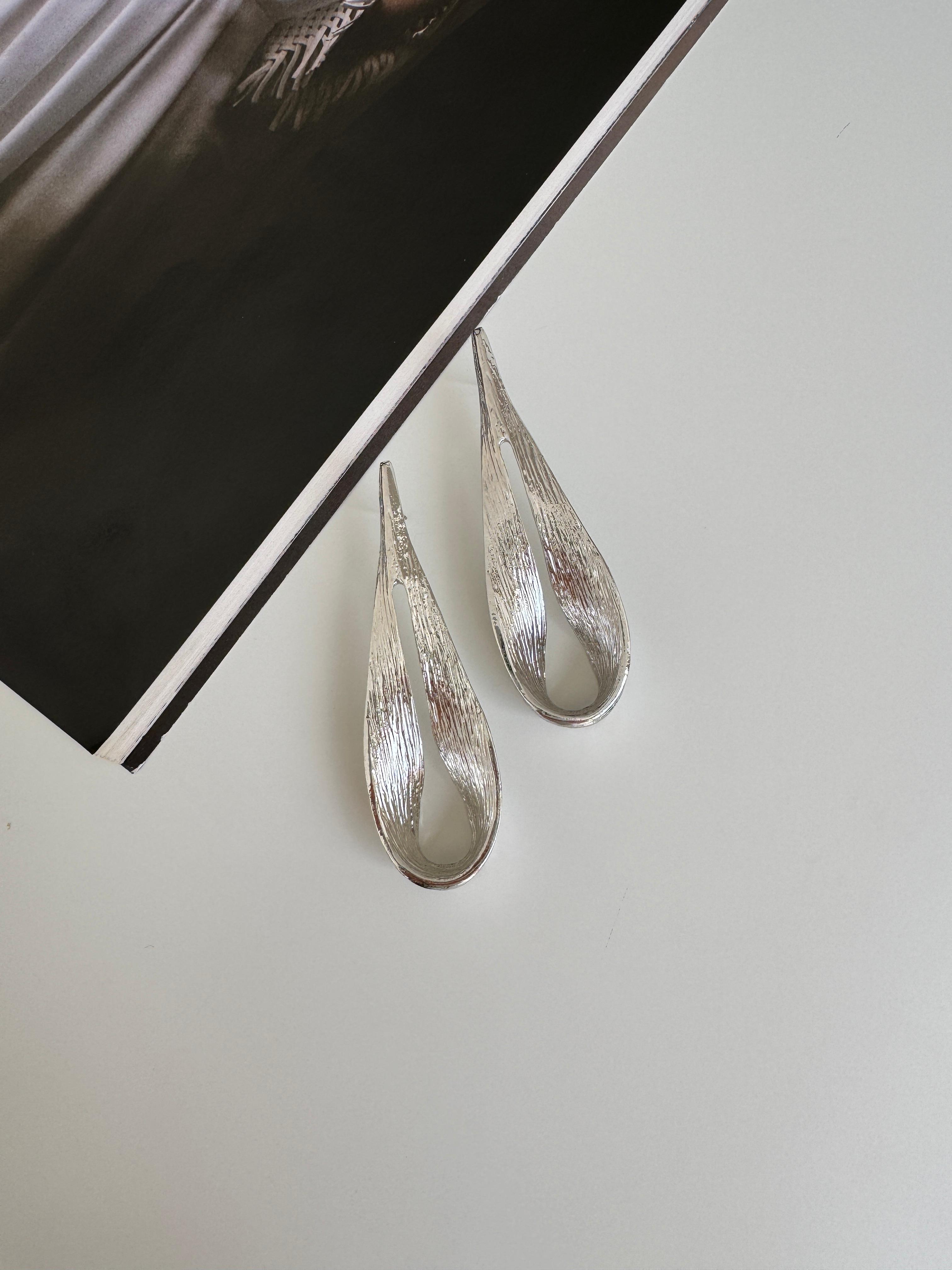 Altın Kaplama Tasarım Küpe (silver)
