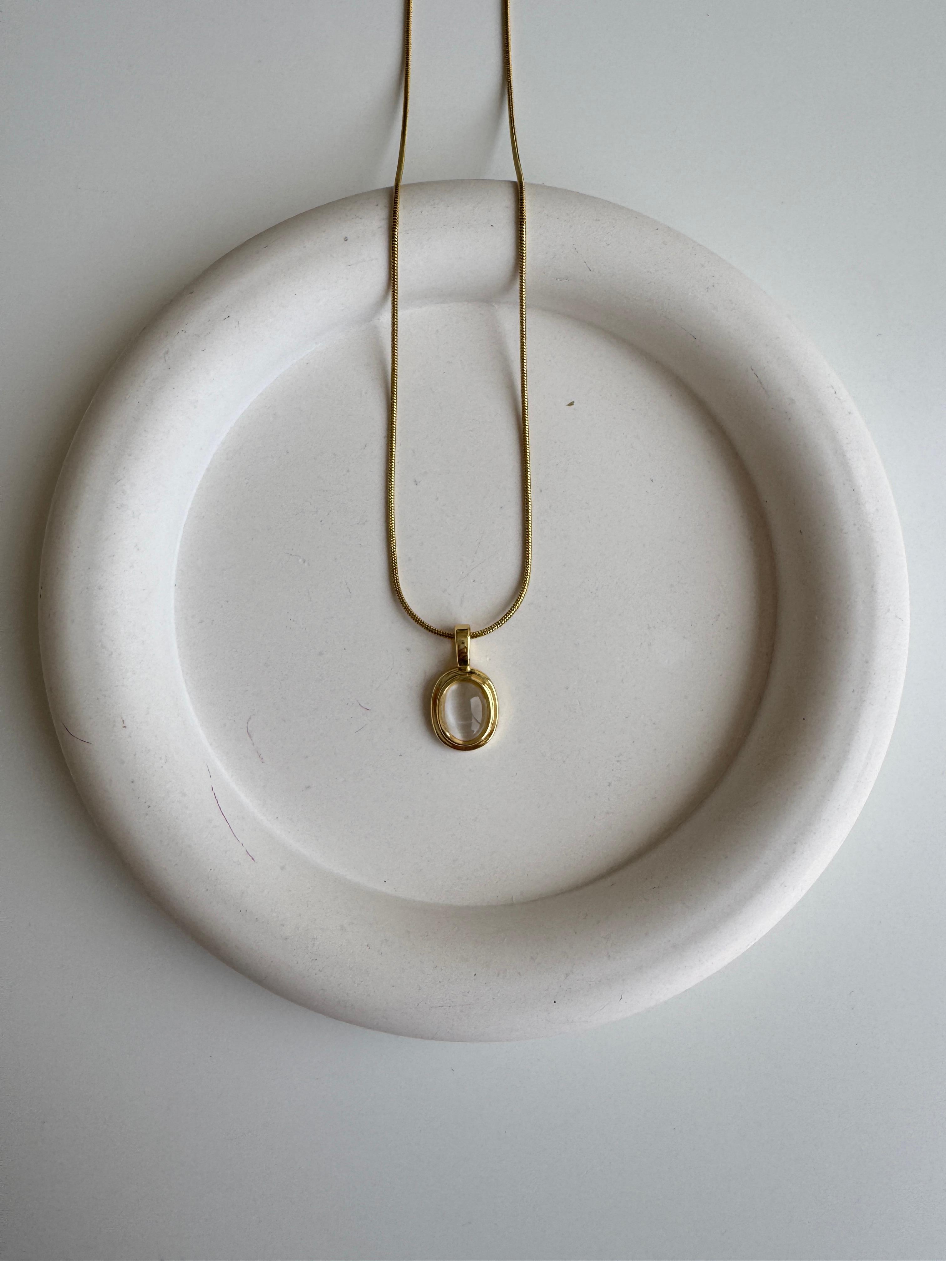 Çelik Krem Taşlı Opal Kolye