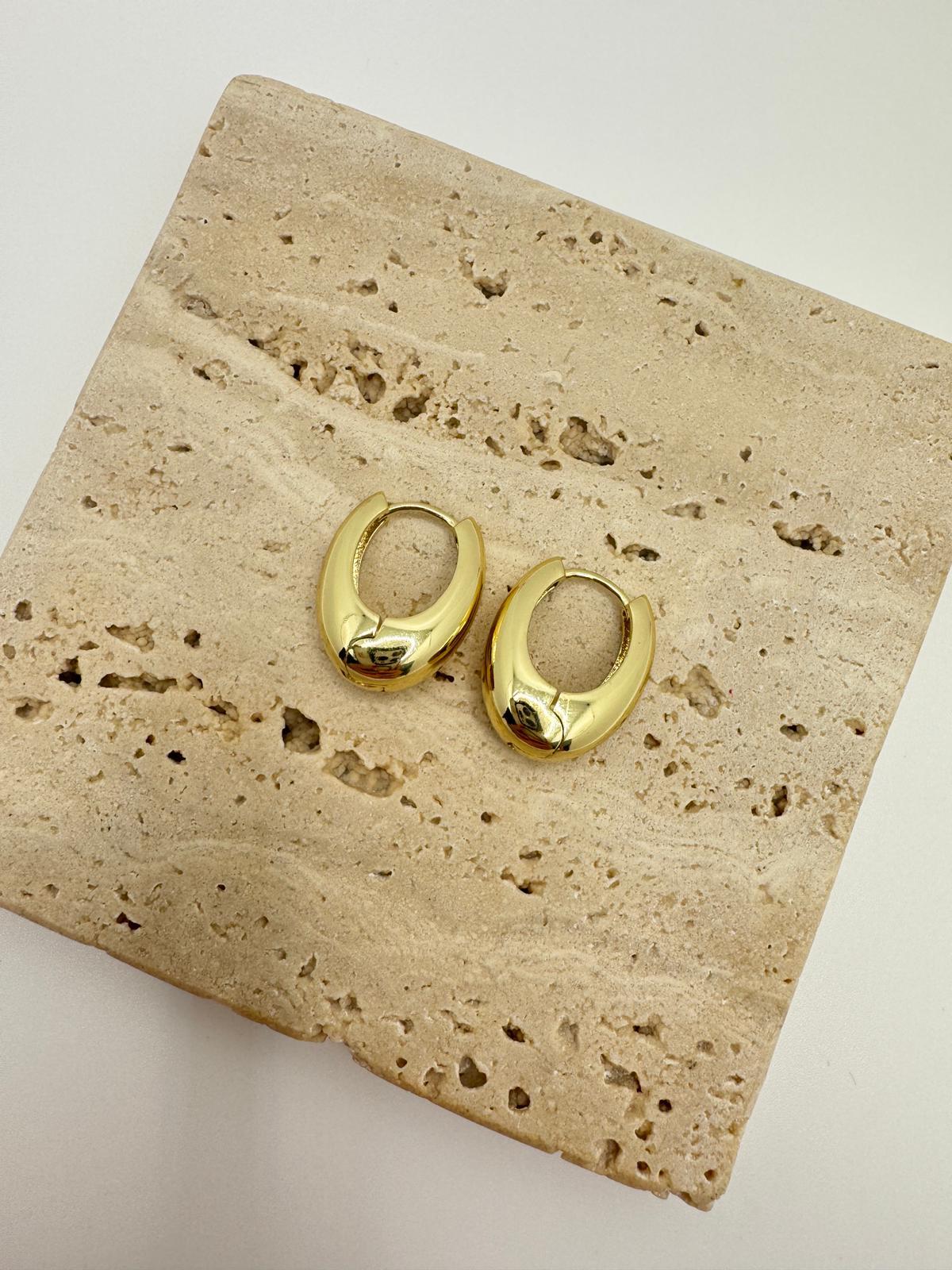 Özel Seri 14k Bombeli Oval Küpe (20mm)