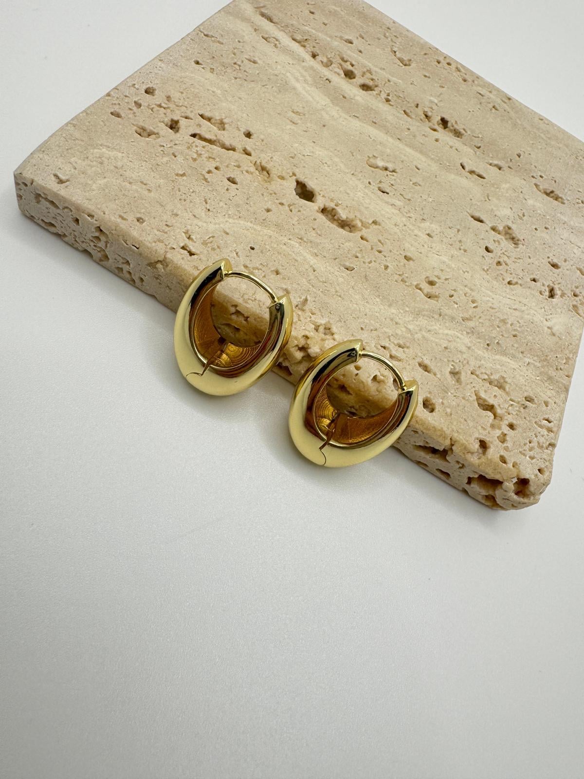 Özel Seri 14k Bombeli Oval Küpe (20mm)