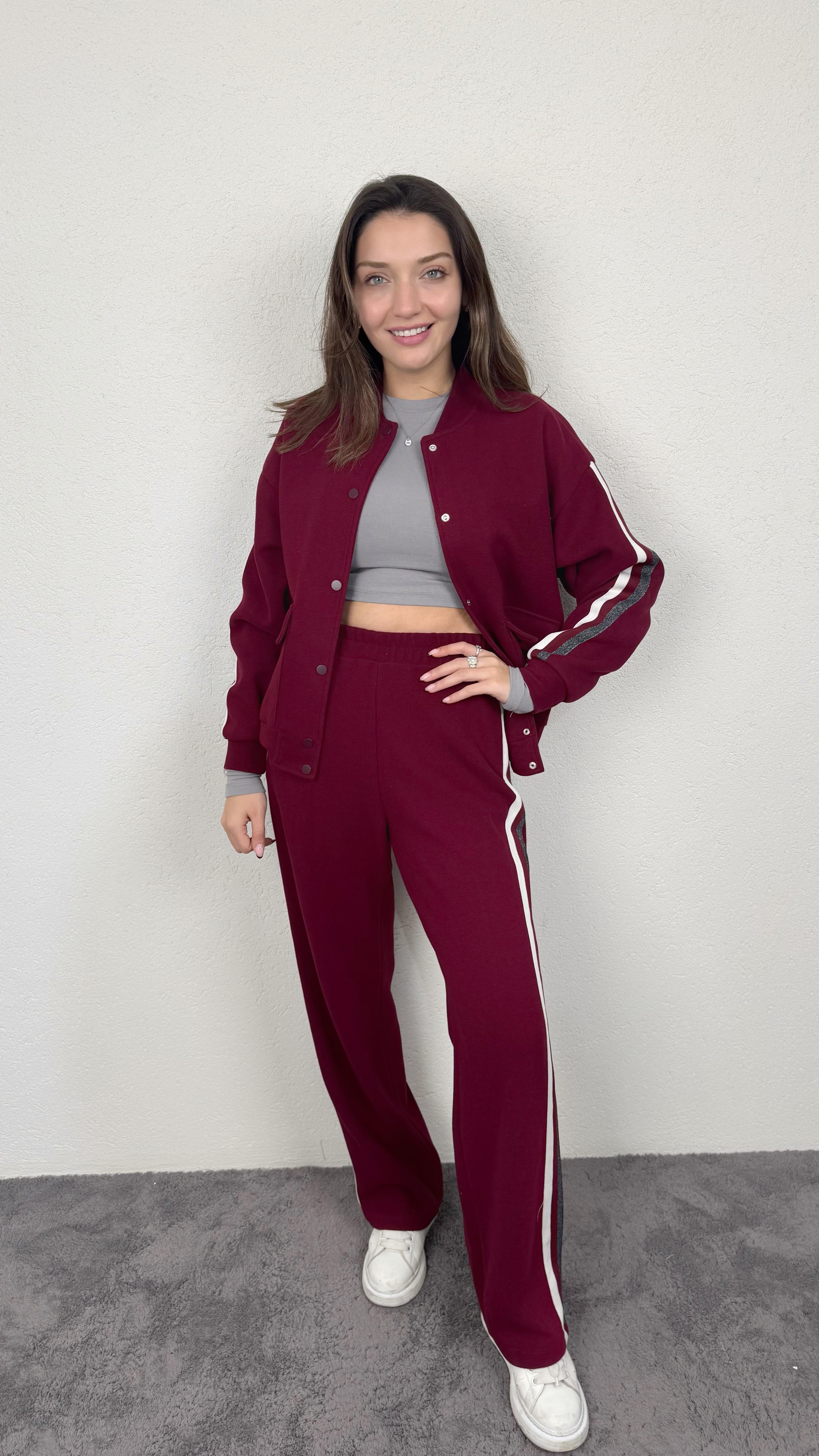 BORDO EŞOFMAN TAKIM