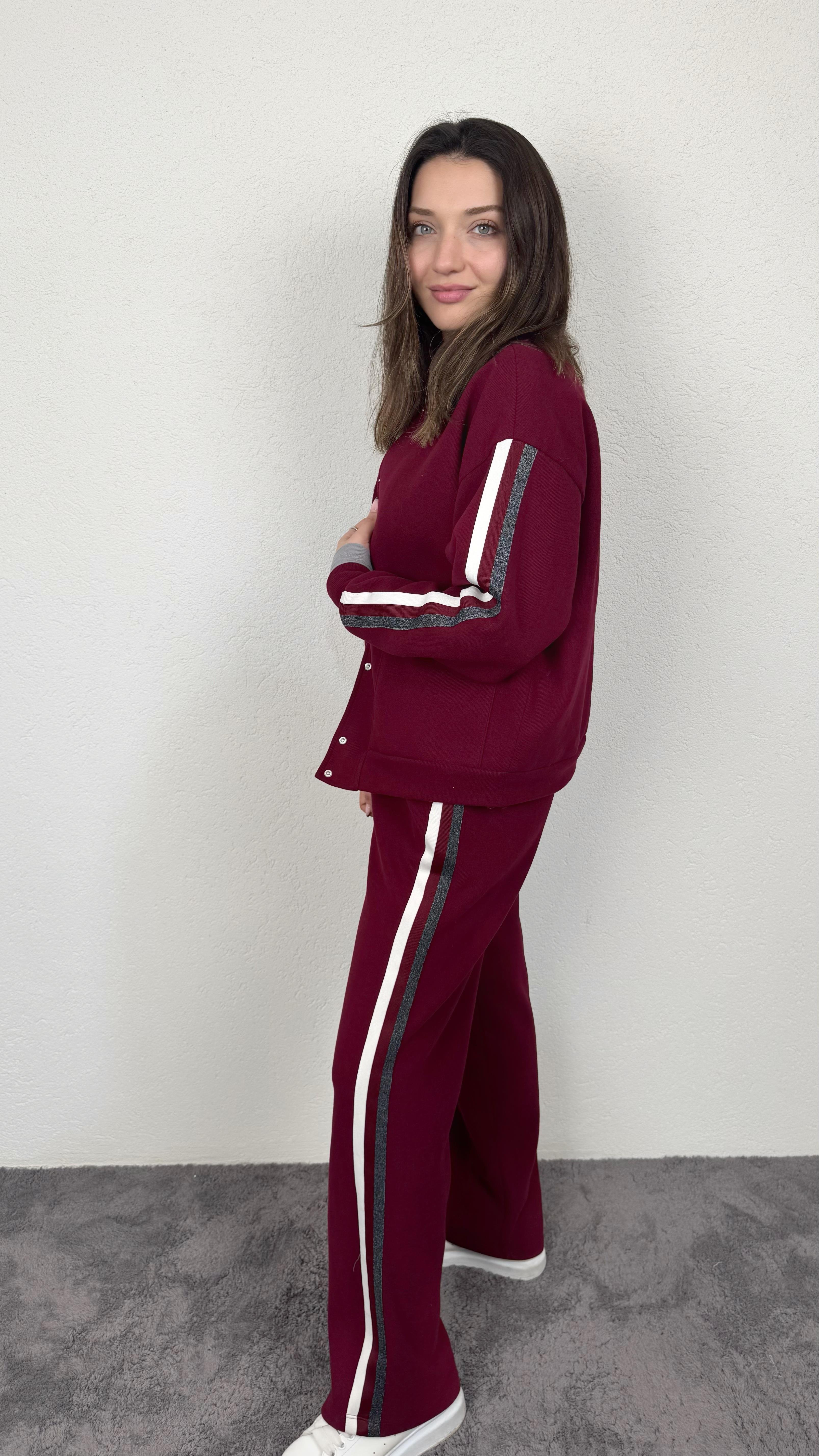 BORDO EŞOFMAN TAKIM