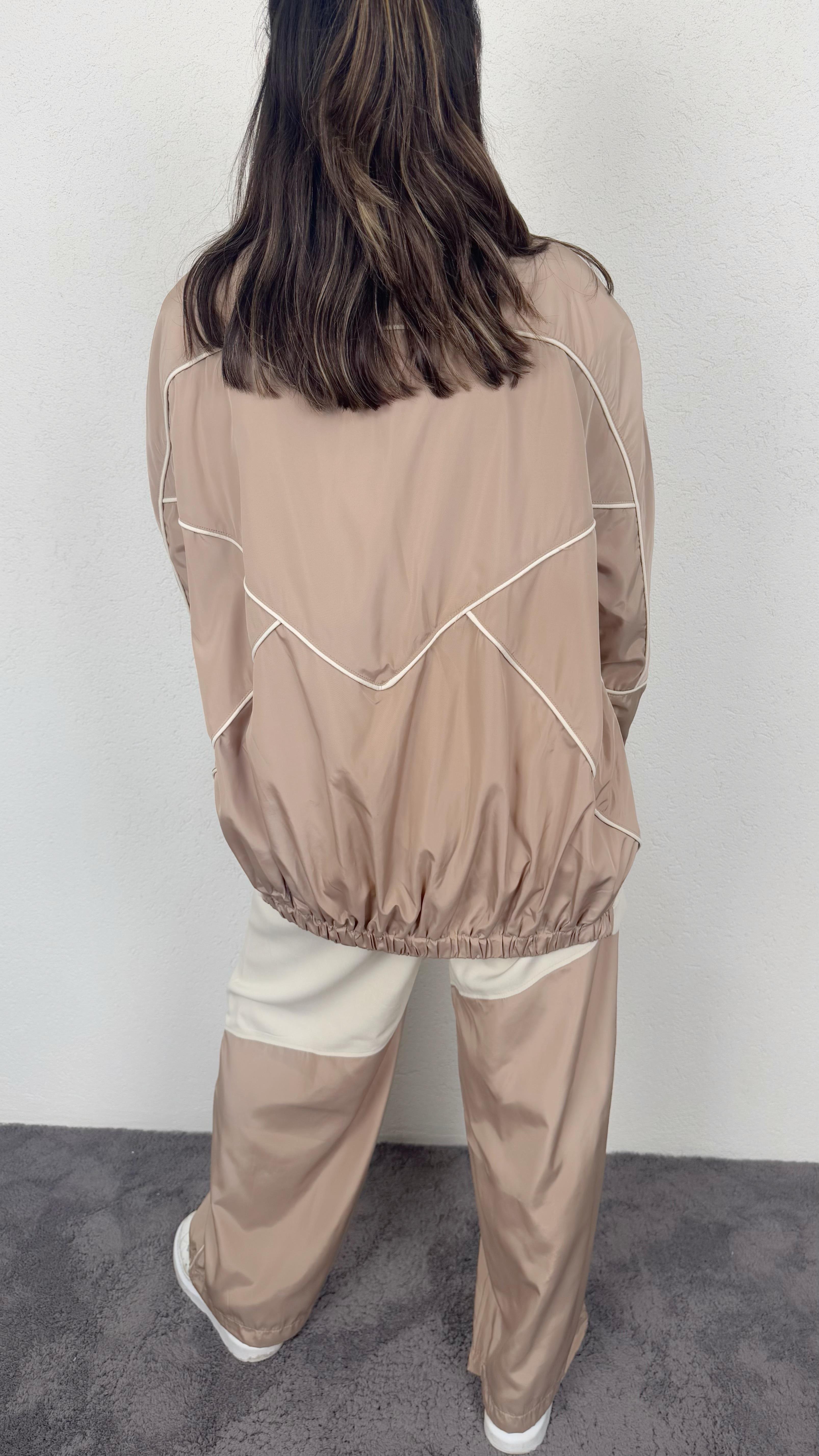 SIRT DETAYLI KREM BLAZER