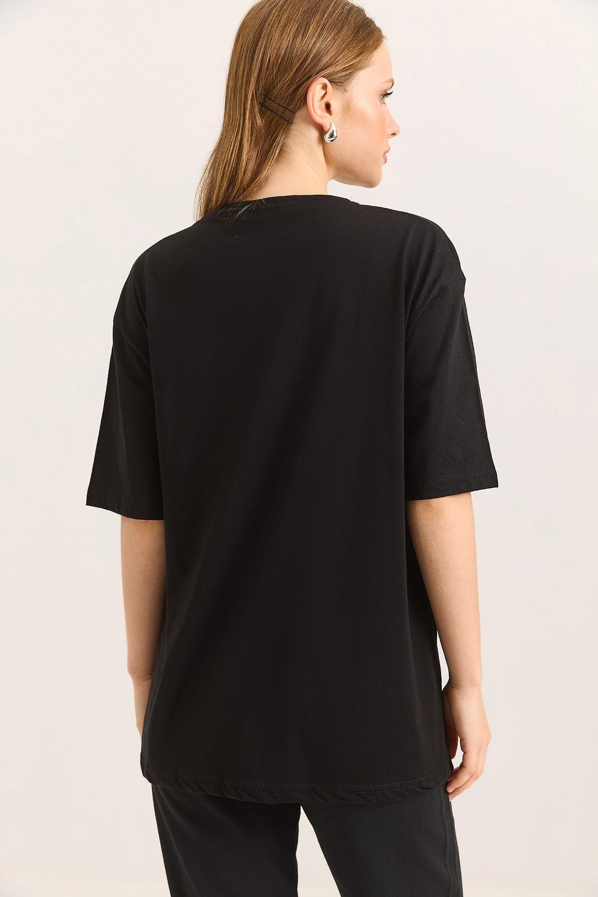 Ayıcık Nakışlı Rahat Kalıplı Tshirt Siyah