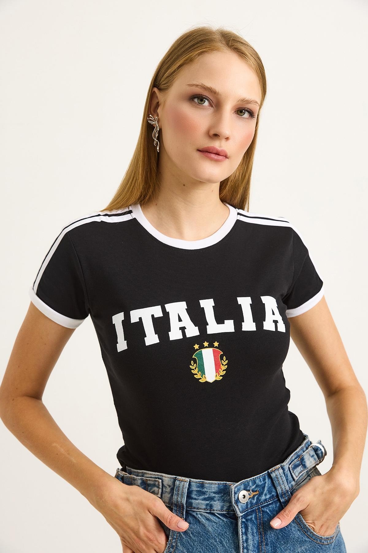 Bisiklet Yaka Baskılı Crop Tshirt Siyah