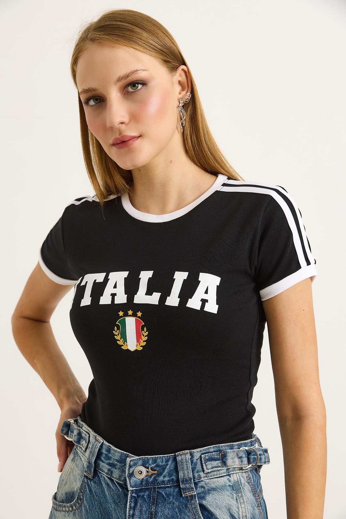 Bisiklet Yaka Baskılı Crop Tshirt Siyah
