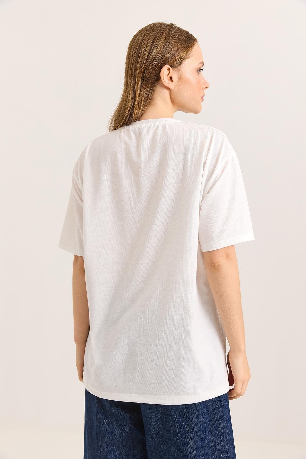 Bisiklet Yaka Desenli  Kadın Tshirt