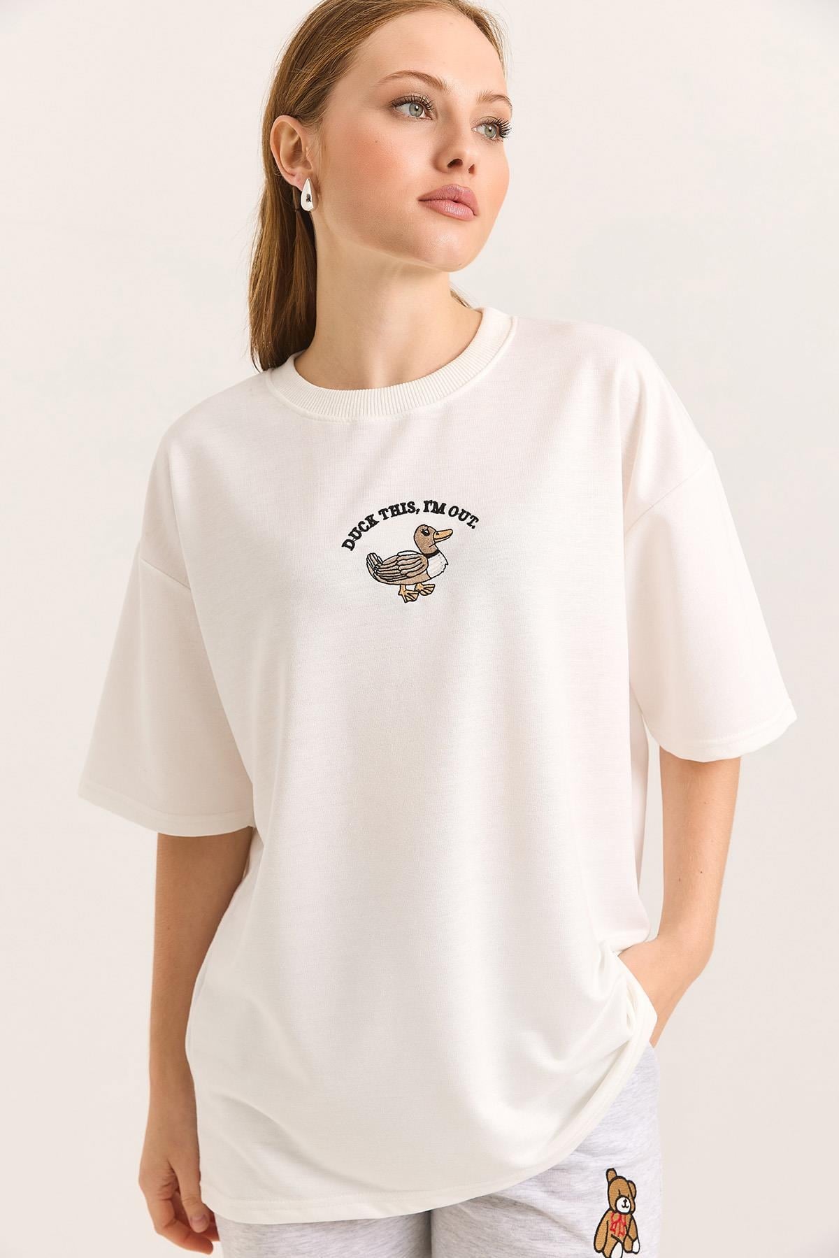 Duck Nakışlı Oversize İki İplik Tshirt Ekru
