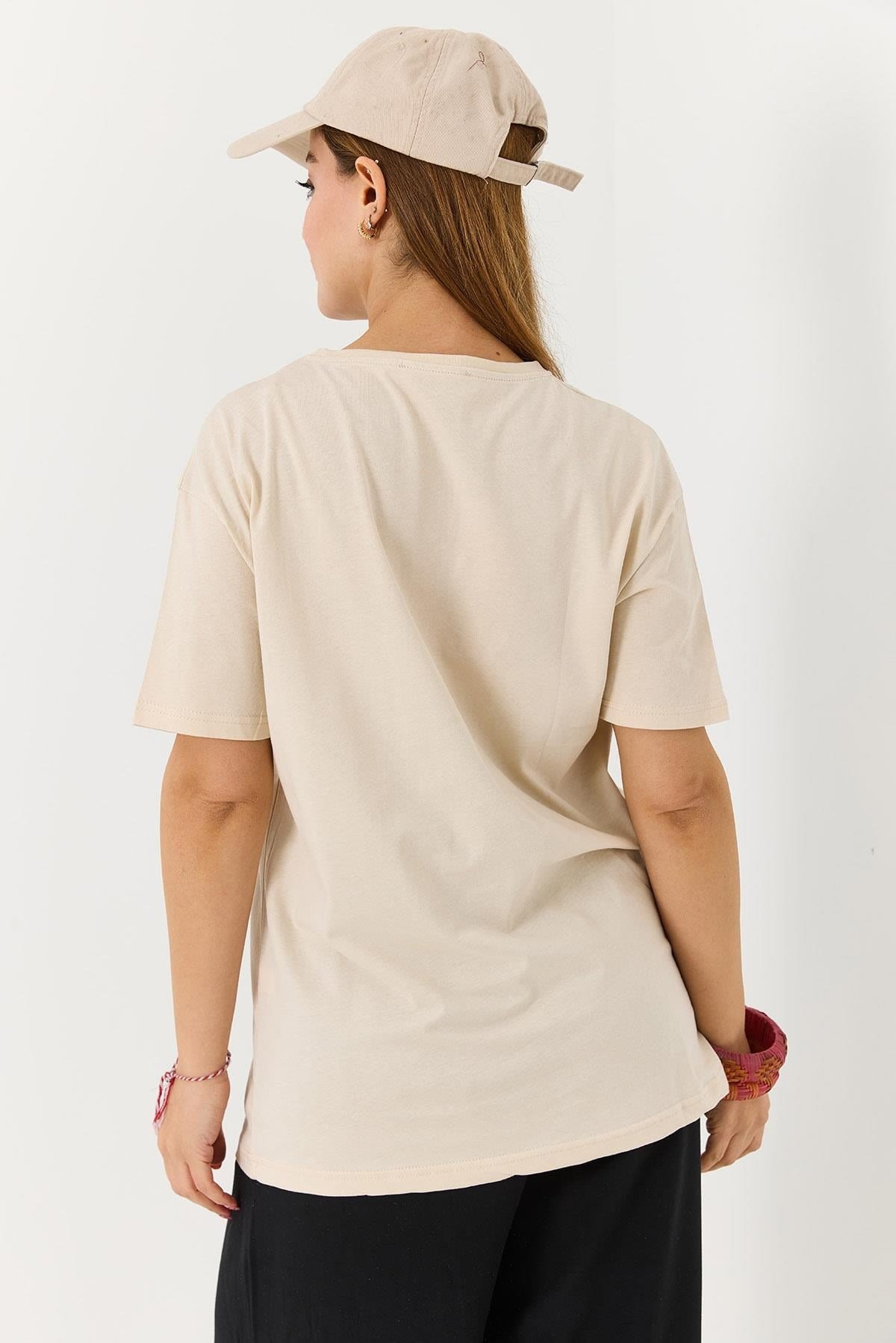 Kadın Bisiklet Yaka Motor Baskılı Tshirt Krem