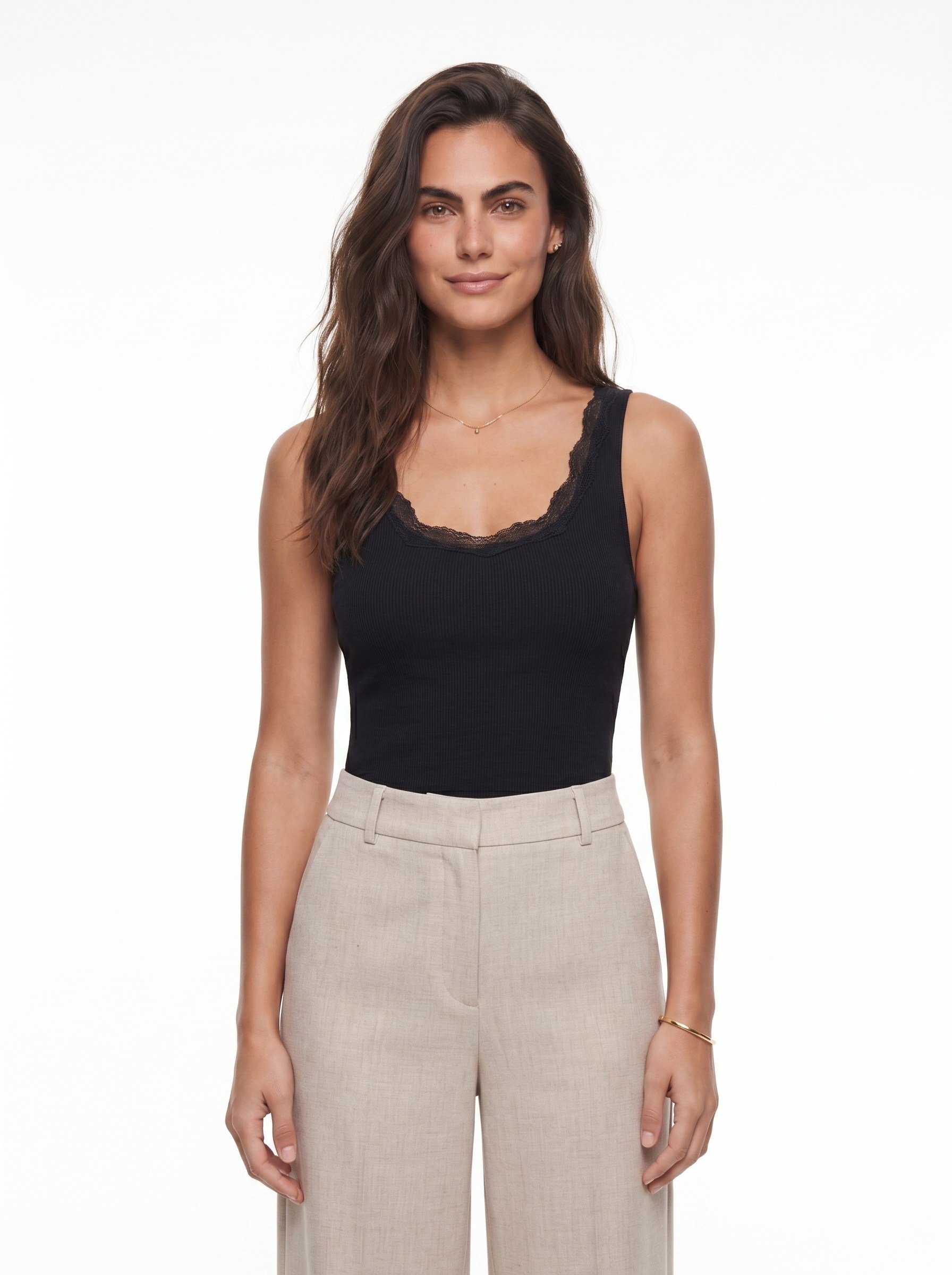 kadin-pamuklu-slim-fit-u-yaka-dantelli-b-5686.jpg