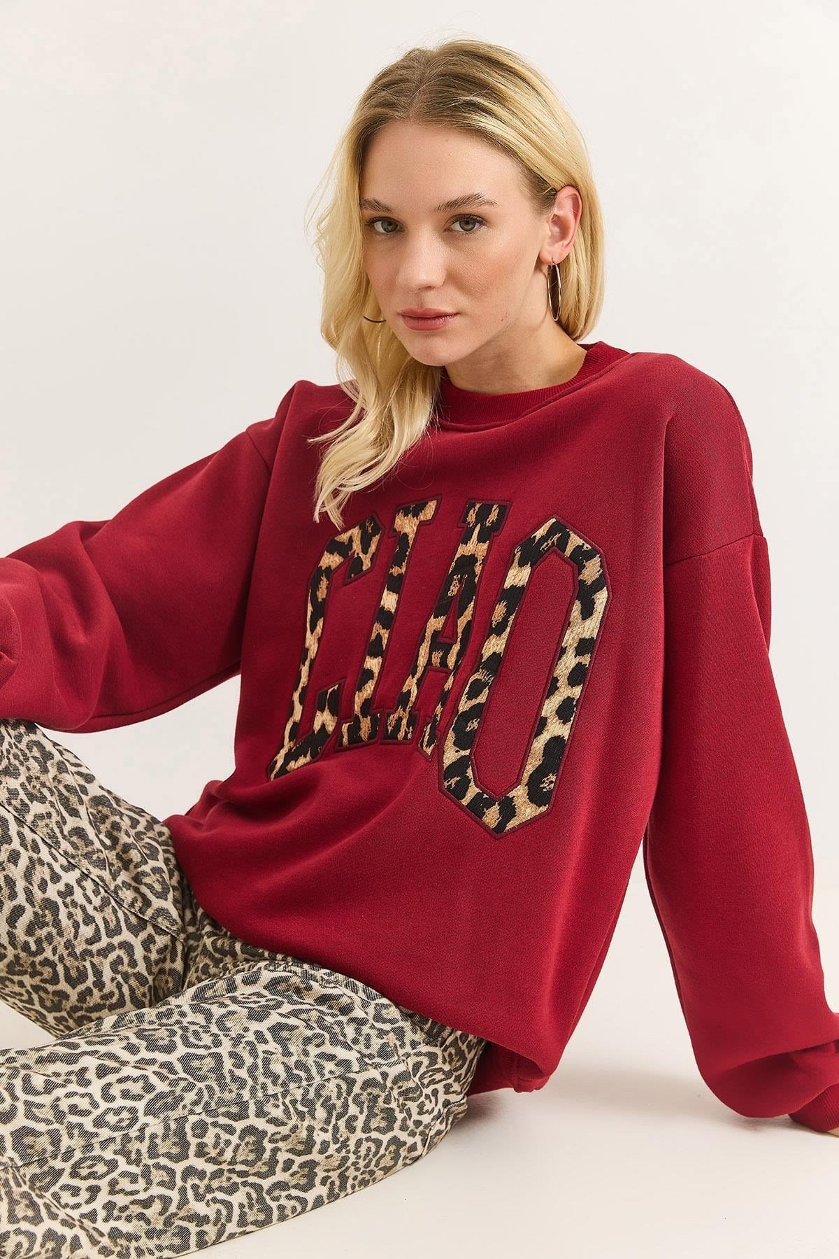 Kadın Üç İplik Leopar Baskılı Sweatshirt Bordo
