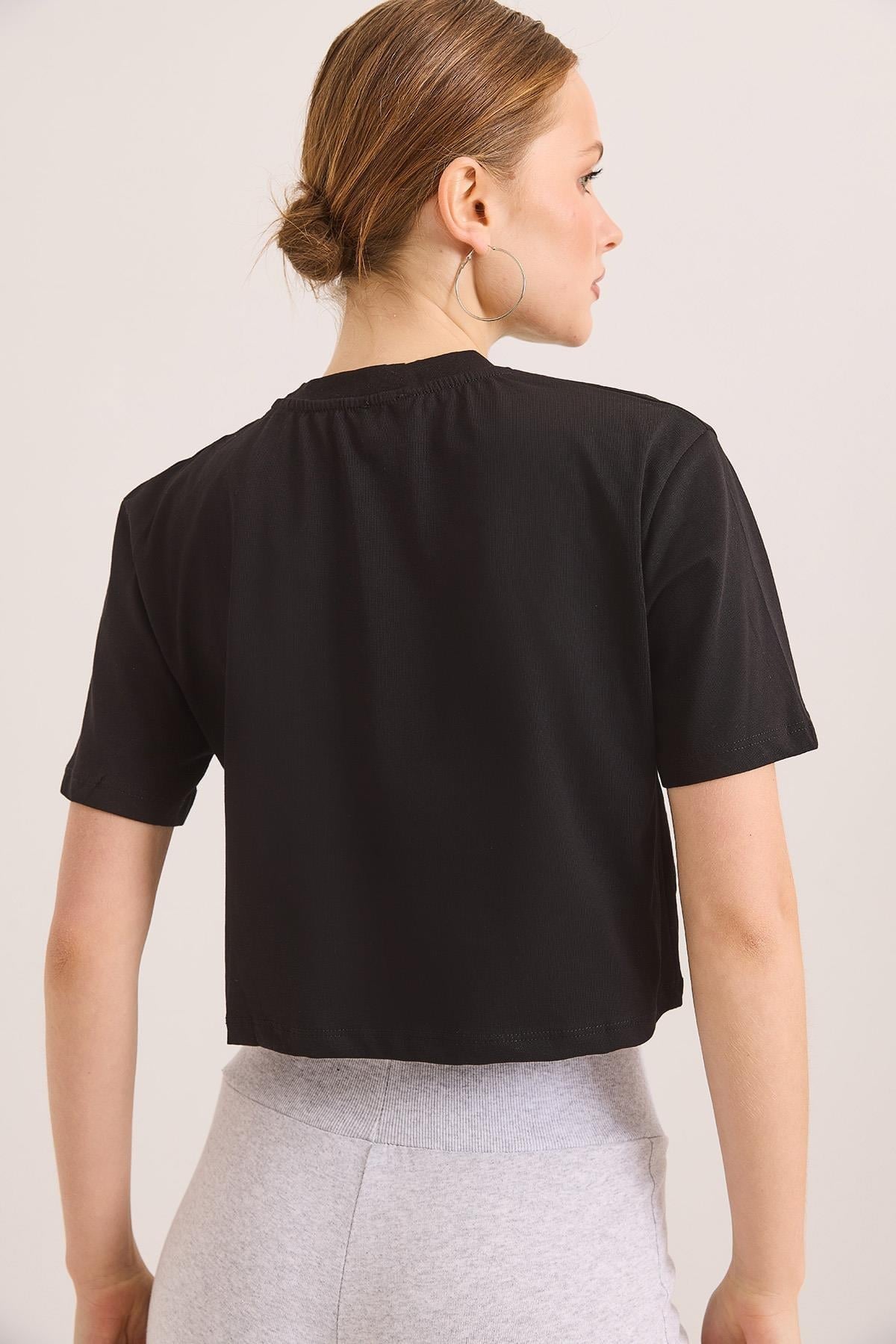 Karikatür Kuş Kabartma Baskılı Örme Crop Tshirt Siyah