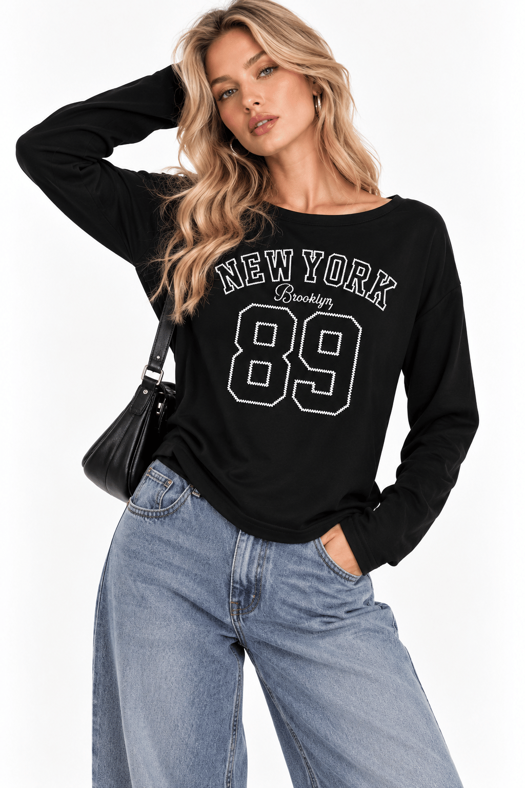 Kayık Yaka Viskon New York Baskılı  Uzun Kollu Tshirt Siyah