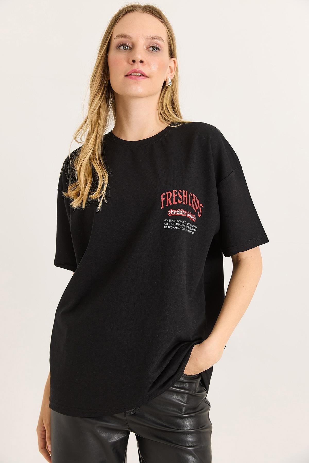Rahat Kesim Baskılı Kadın Tshirt Siyah