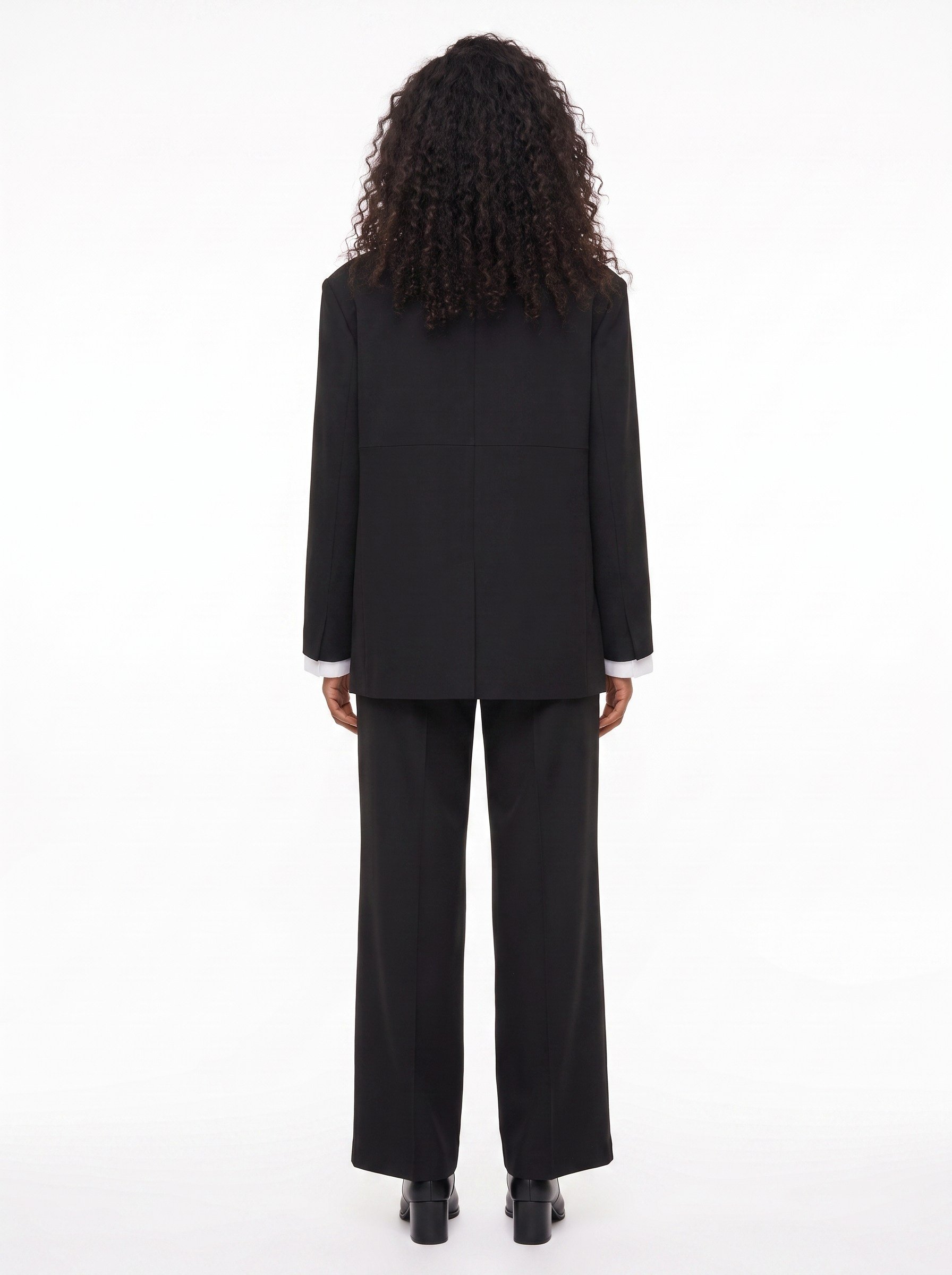 siyah-oversize-ceketli-takim-kadin-juu-0b-88d.jpg