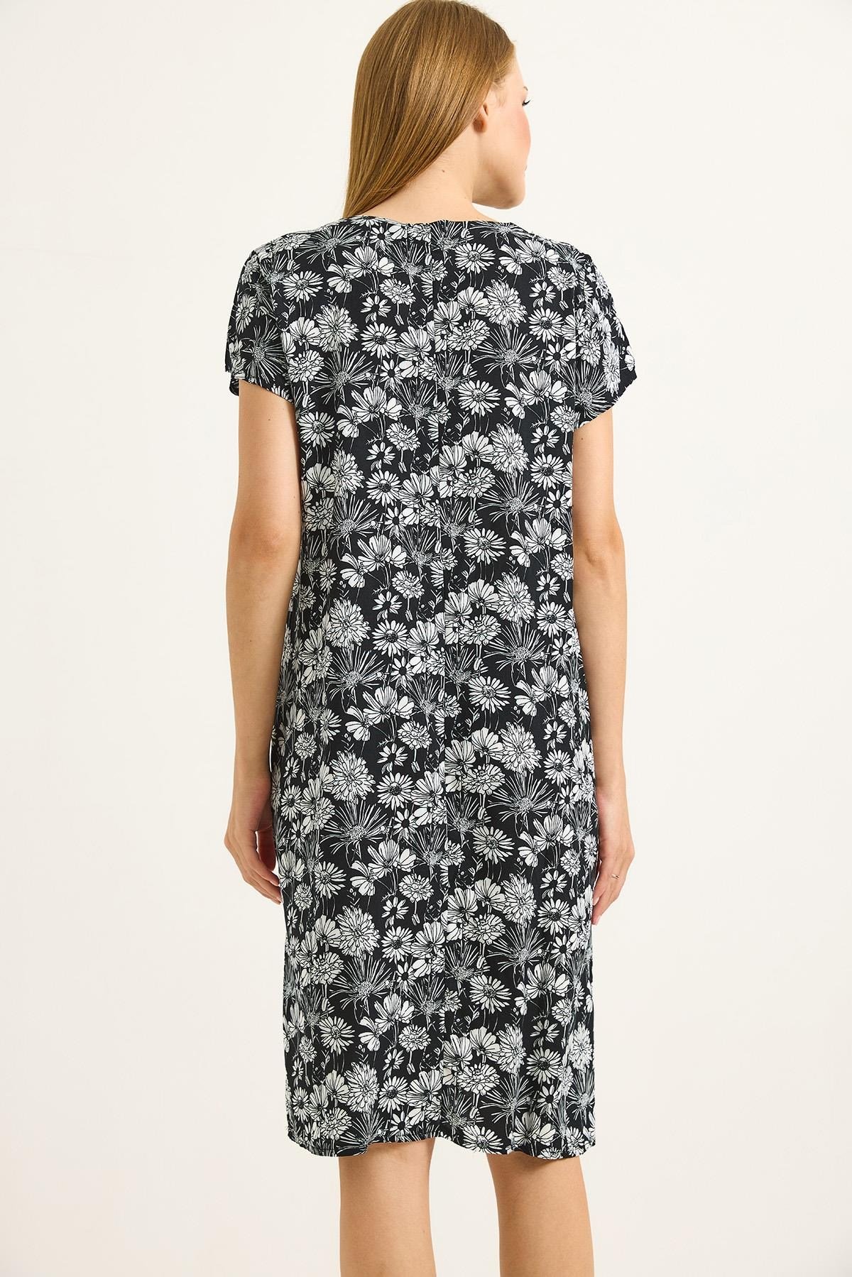 V Yaka Rahat Kalıp Dokuma Viskon Elbise Siyah