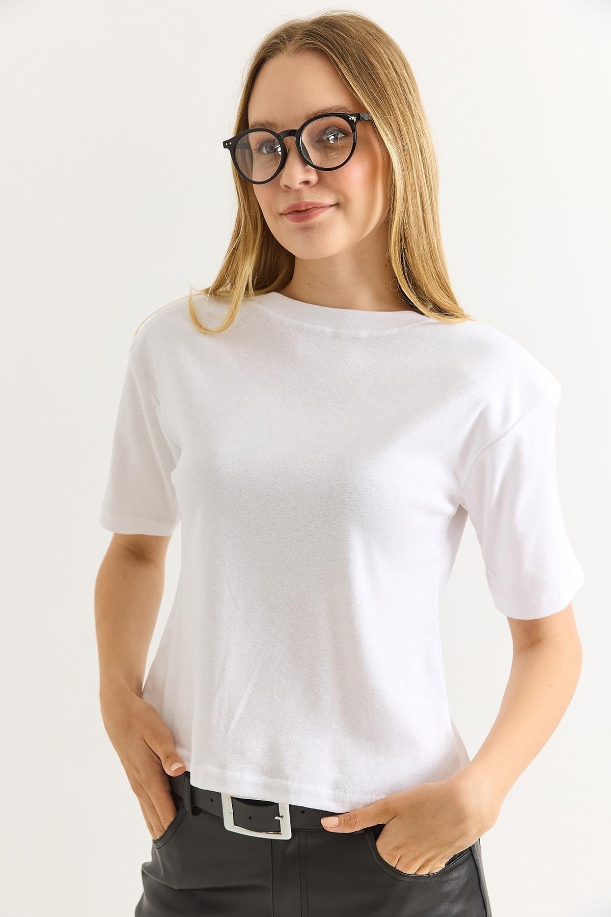 Vatkalı Bisiklet Yaka Basic Tshirt Beyaz