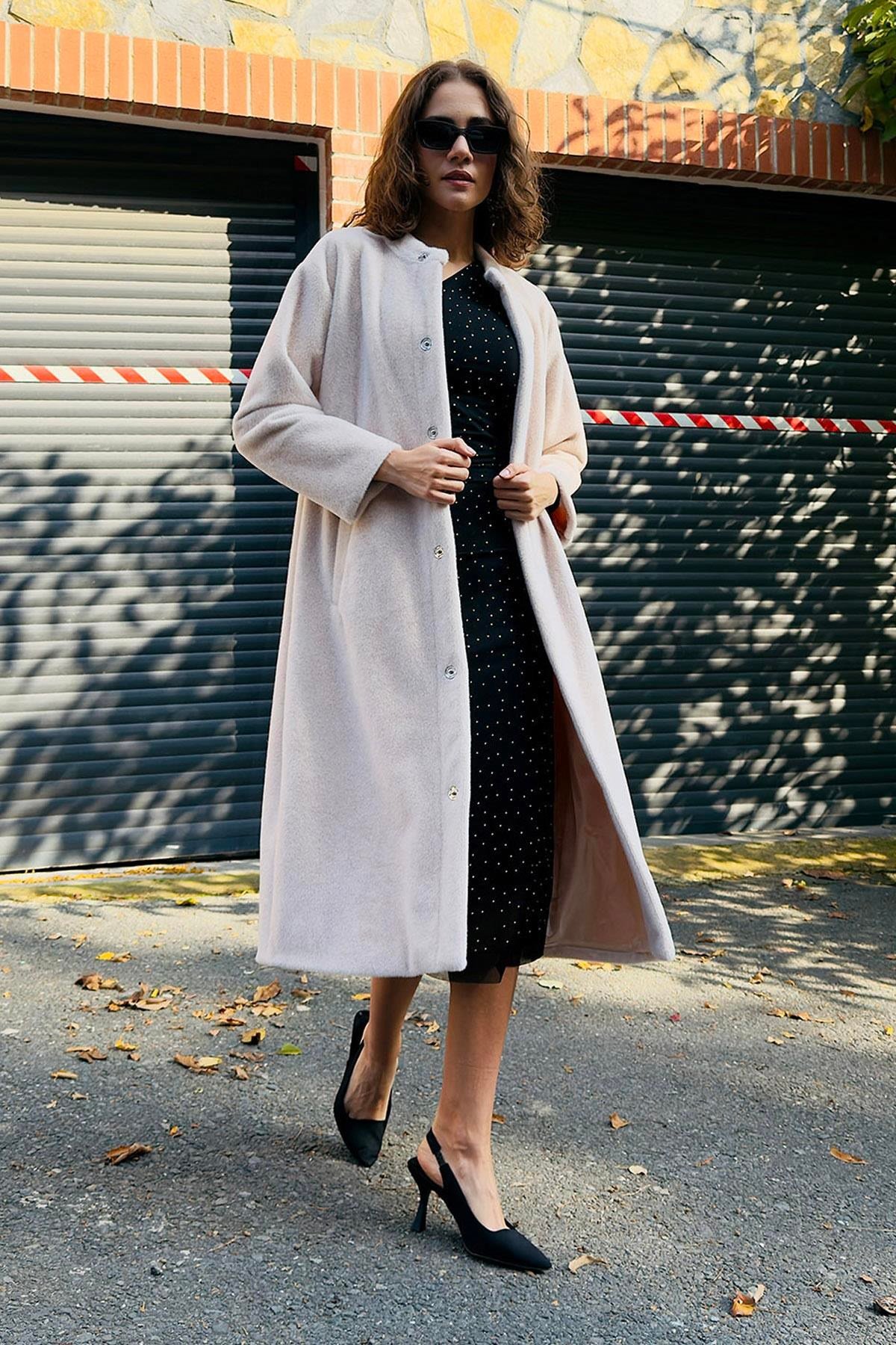 Yumuşak Modern Çıtçıtlı Kaban Pudra