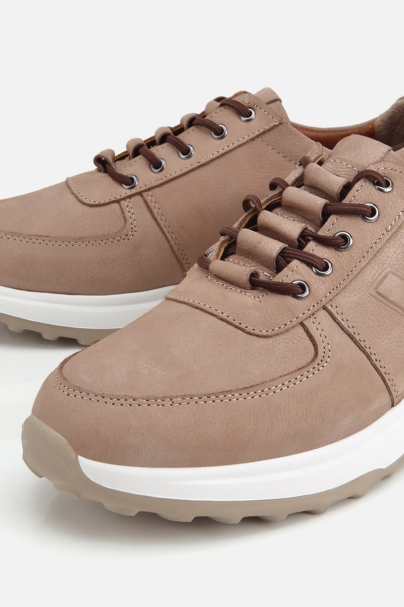 Erkek Bej Nubuk Deri Bağcık Detaylı Sneaker