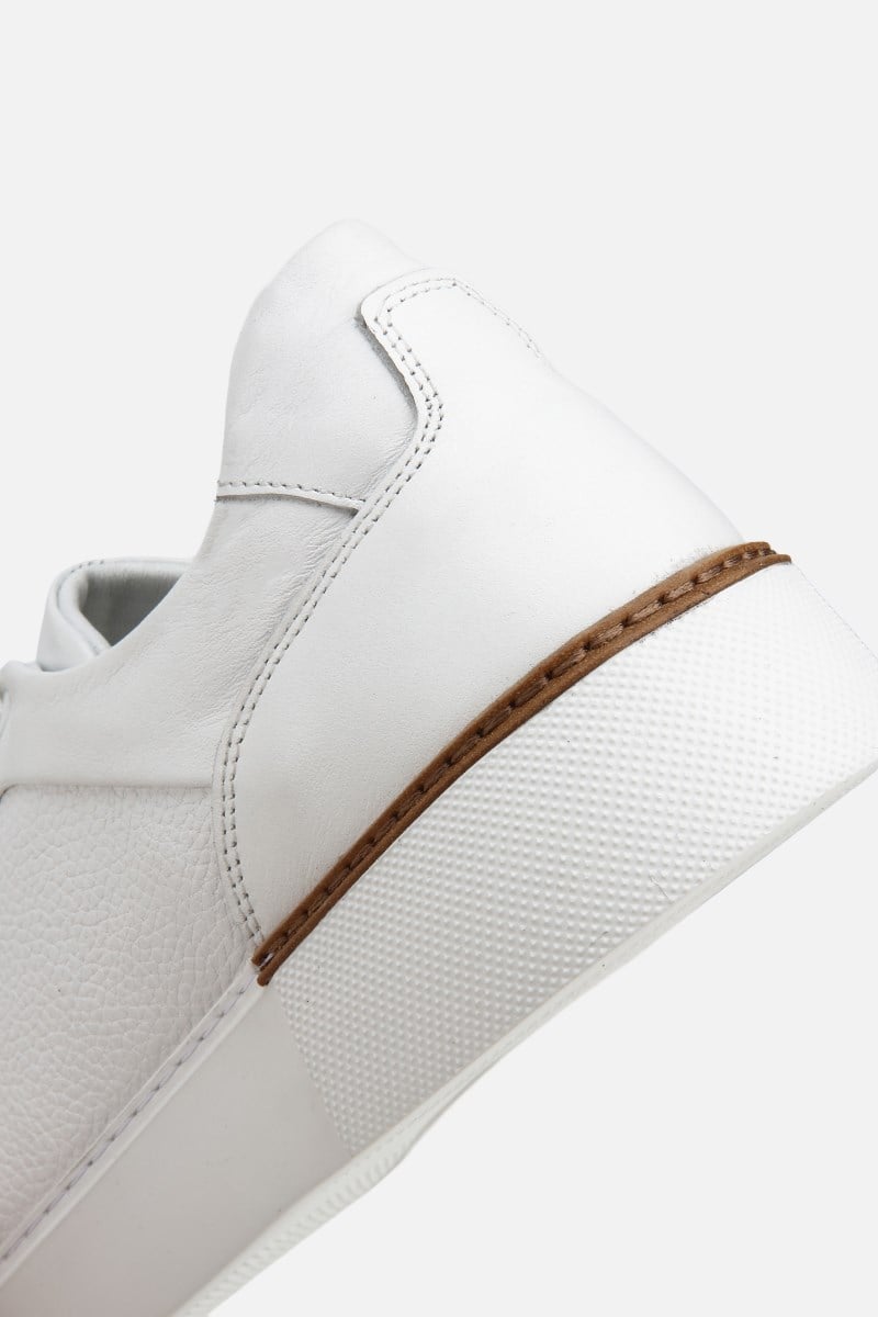 Erkek Beyaz Bağcıklı Kalın Tabanlı Günlük Sneaker